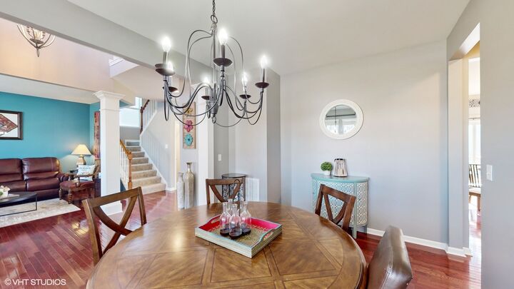 Property Photo:  182 Chapin Way  IL 60543 