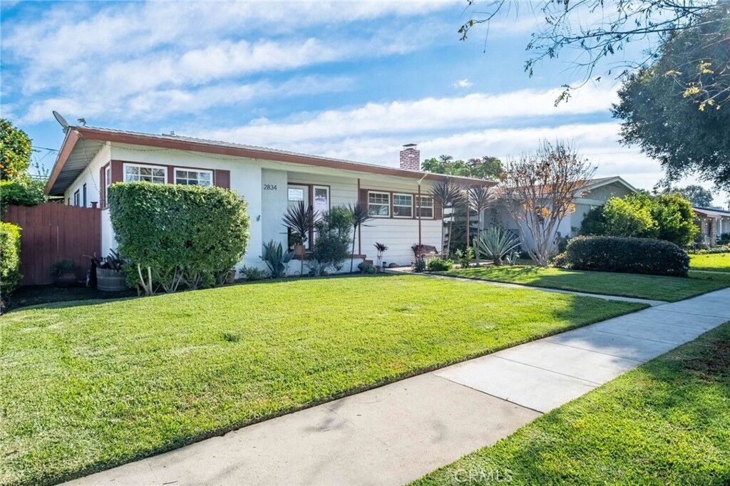 Property Photo:  2834 Palo Verde  CA 90815 