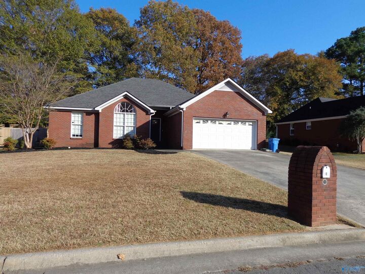 902 Bellemeade Street  Hartselle AL 35640 photo