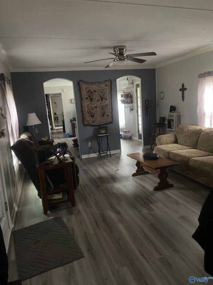 Property Photo:  25 County Road 120  AL 35650 