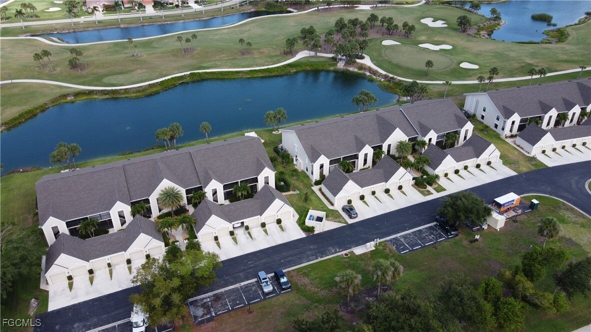Property Photo:  16410 Kelly Cove Drive 313  FL 33908 