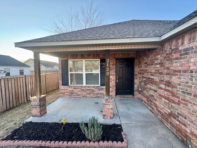 Property Photo: 2120 Talia Trail AR 72761