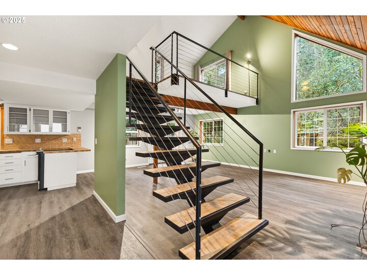 Property Photo: 21 Oriole Ln OR 97035