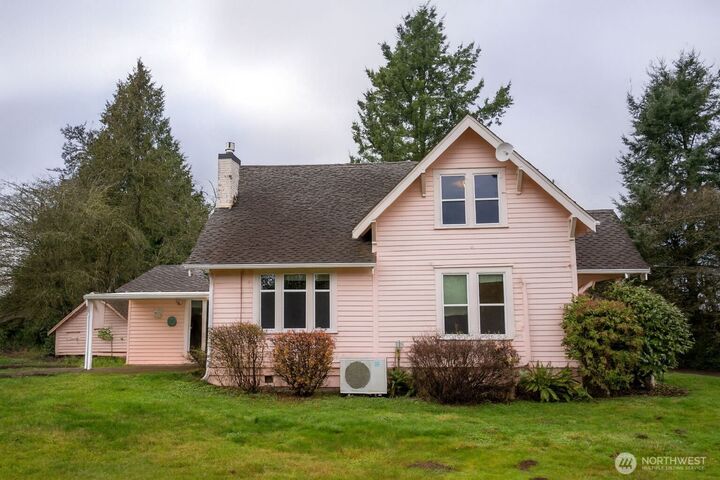 Property Photo:  3609  Grandview Road  WA 98248 
