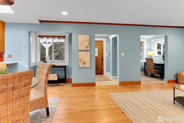 Property Photo:  16305  27th Avenue NE  WA 98155 