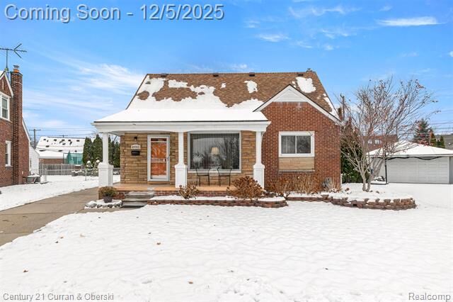 Property Photo: 24762 Winchester Drive MI 48124