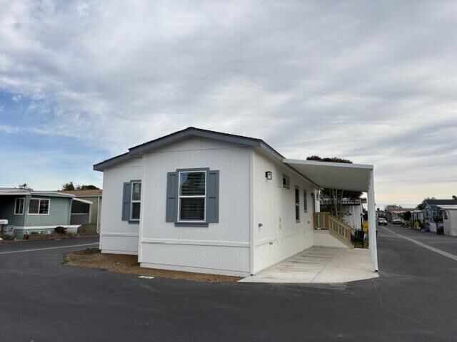 Property Photo:  1099 38th Ave 58  CA 95062 