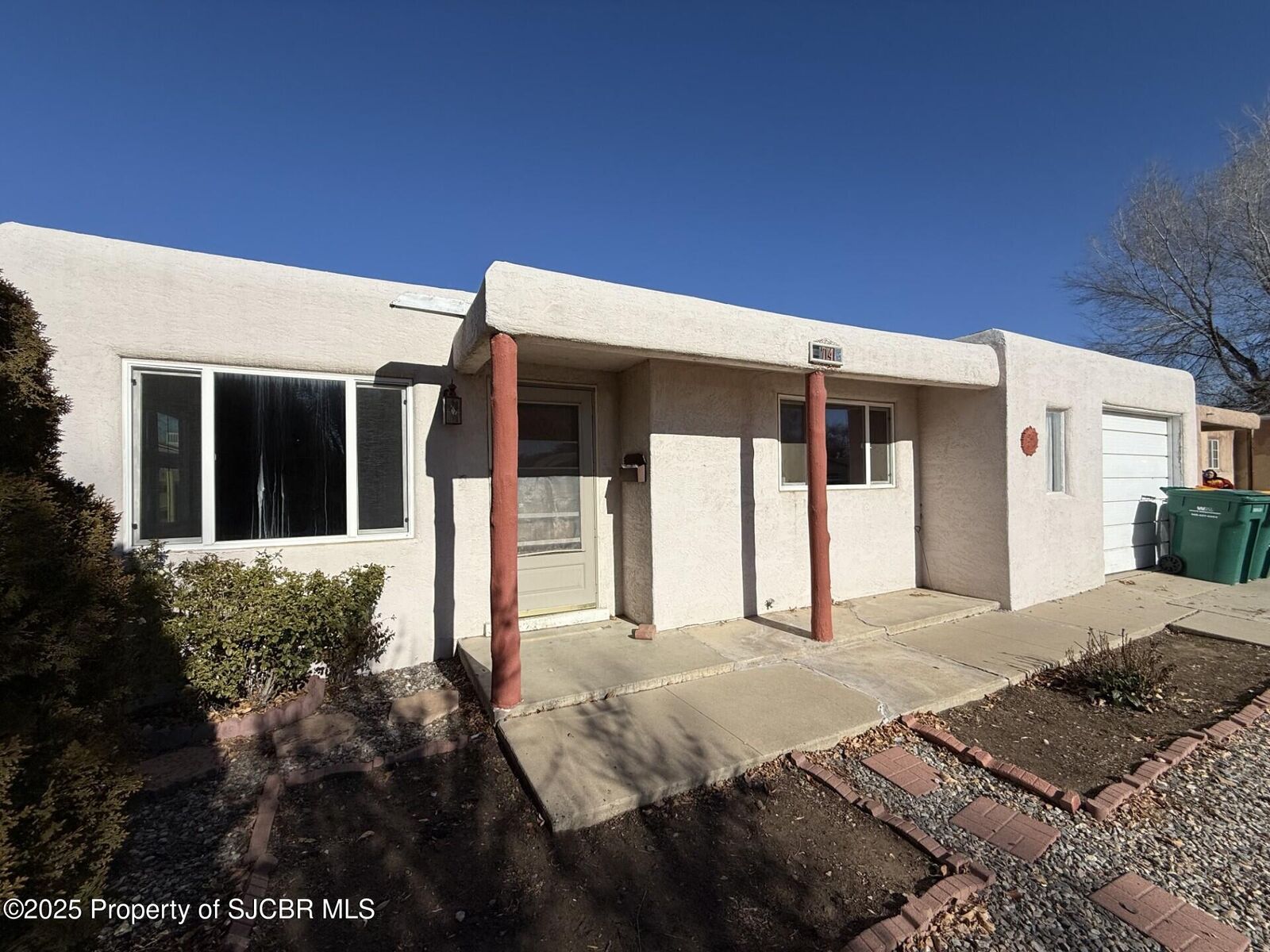 Property Photo: 714 La Plata Drive NM 87401