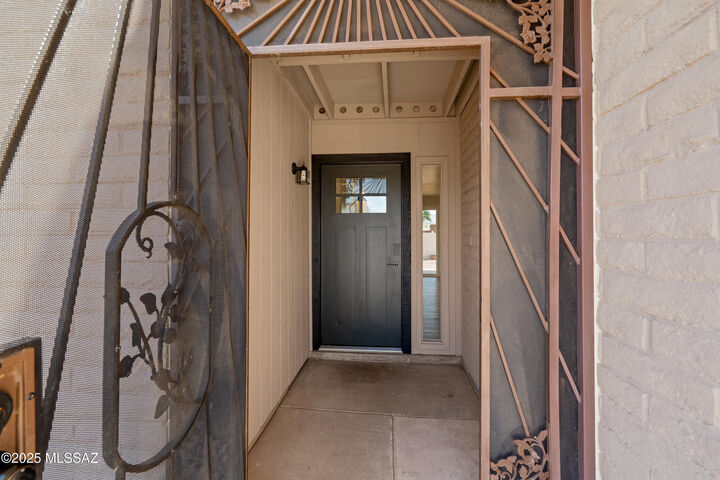 Property Photo:  2931 W Treeline Place  AZ 85741 