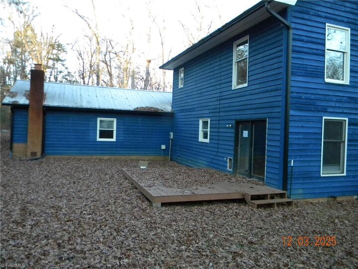 Property Photo:  462 Flat Swamp Lake Road  NC 27239 