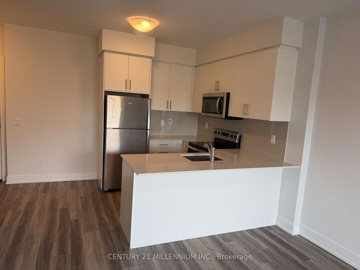 Property Photo:  1100 Lackner Place 523  ON N2A 0M1 