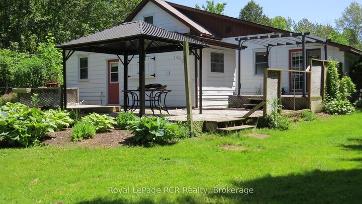 164 Edward Street — photo 1