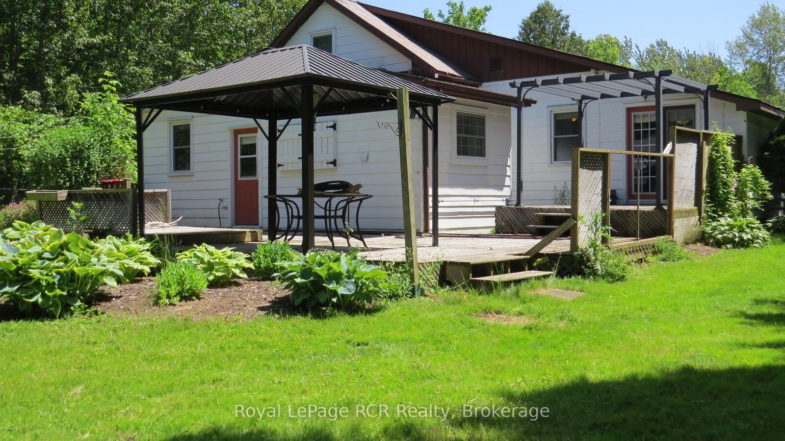 Property Photo:  164 Edward Street  ON N0H 2L0 