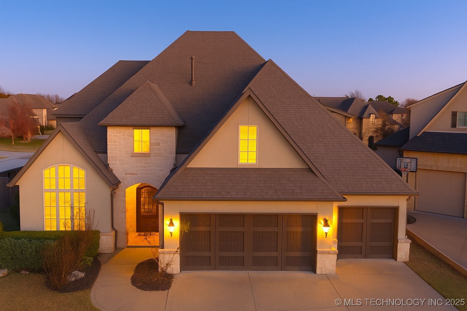 Property Photo: 10713 S 95th OK 74133