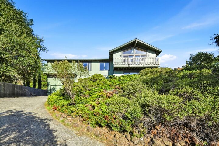 Property Photo: 5827 La Cuesta Drive CA 95409