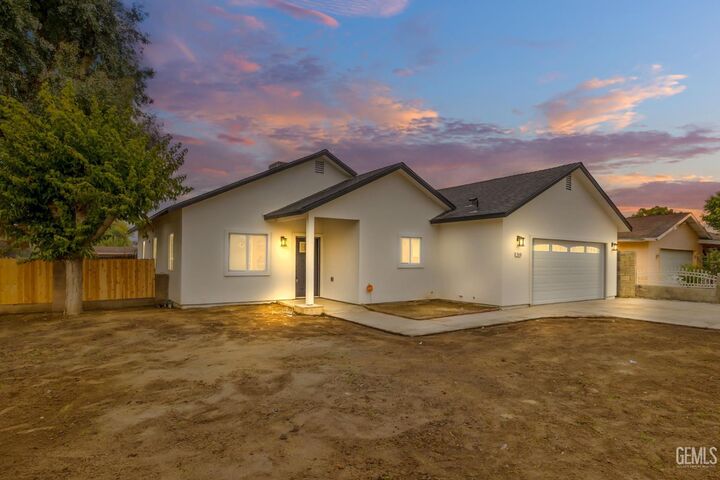 2440 Sharon Court  Wasco CA 93280 photo