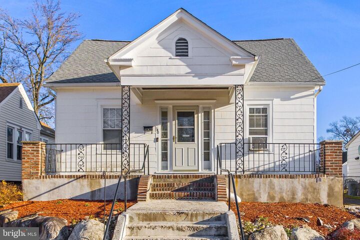 140 Maddock Avenue  Hamilton NJ 08610 photo