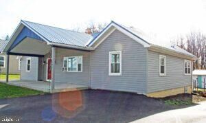 Property Photo:  141 Nottingham Road  PA 19362 