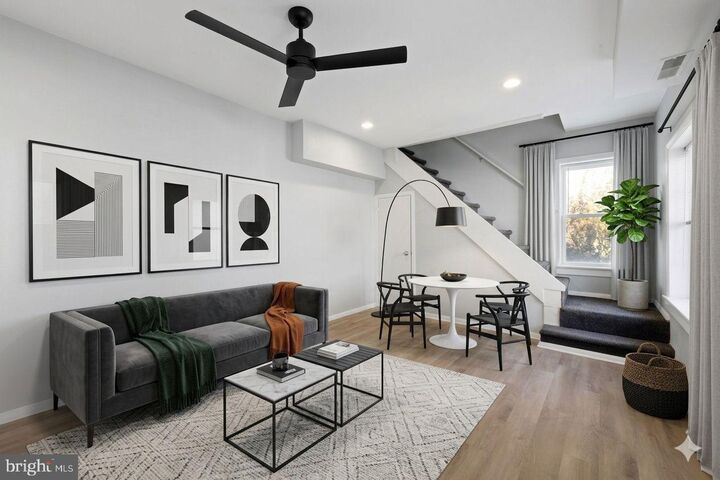 Property Photo:  1029-33 Spruce Street 33 307  PA 19107 