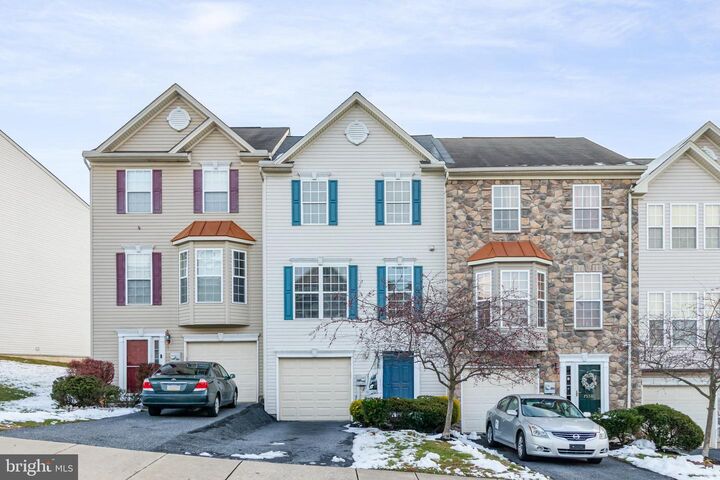 Property Photo: 7548 Stephen Drive PA 17111