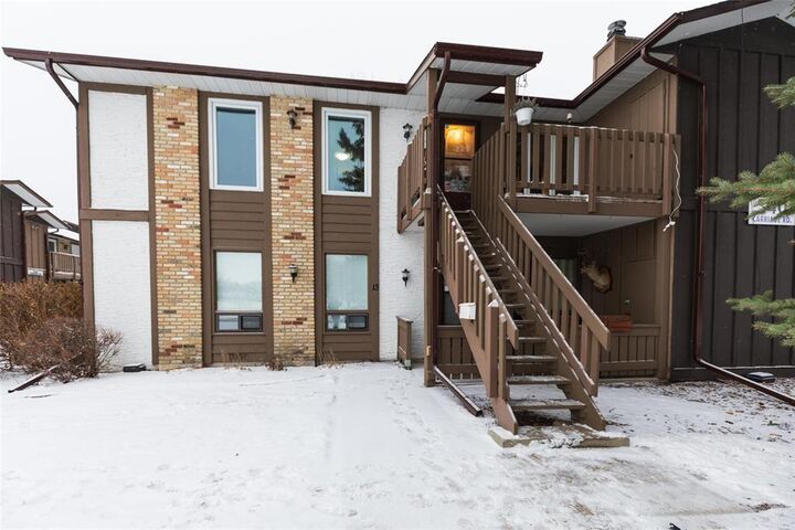 340 Carriage Road  Winnipeg MB R2Y 2E7 photo