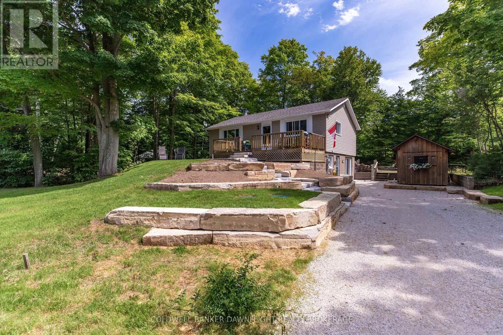 Property Photo: 25 Emerson Avenue ON N0H 2G0