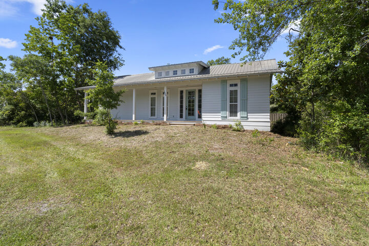 Property Photo:  1429 N County Highway 393  FL 32459 