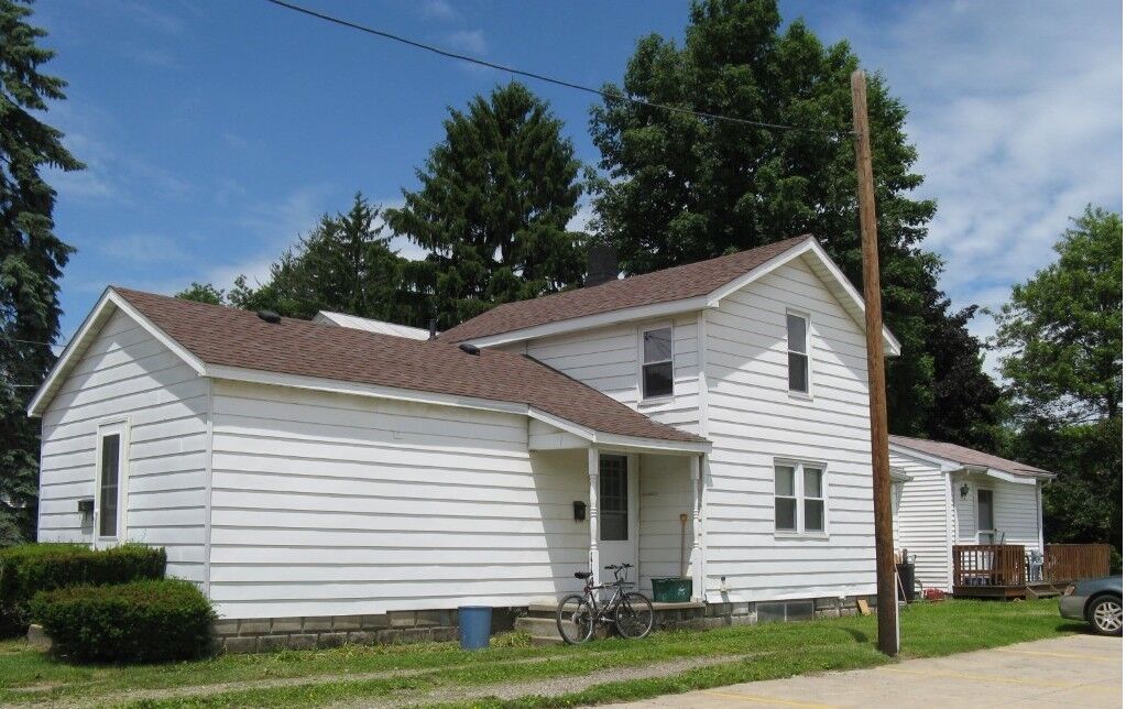 Property Photo:  114 E Plum Street  PA 16412 