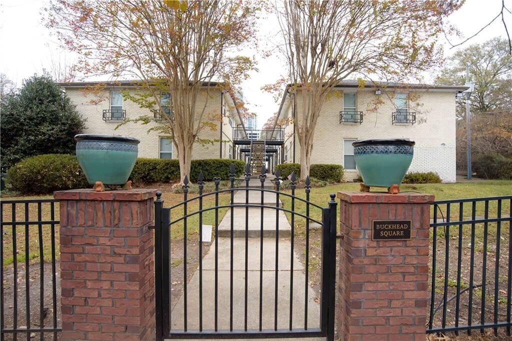 Property Photo: 48 Peachtree Avenue NE 217 GA 30305