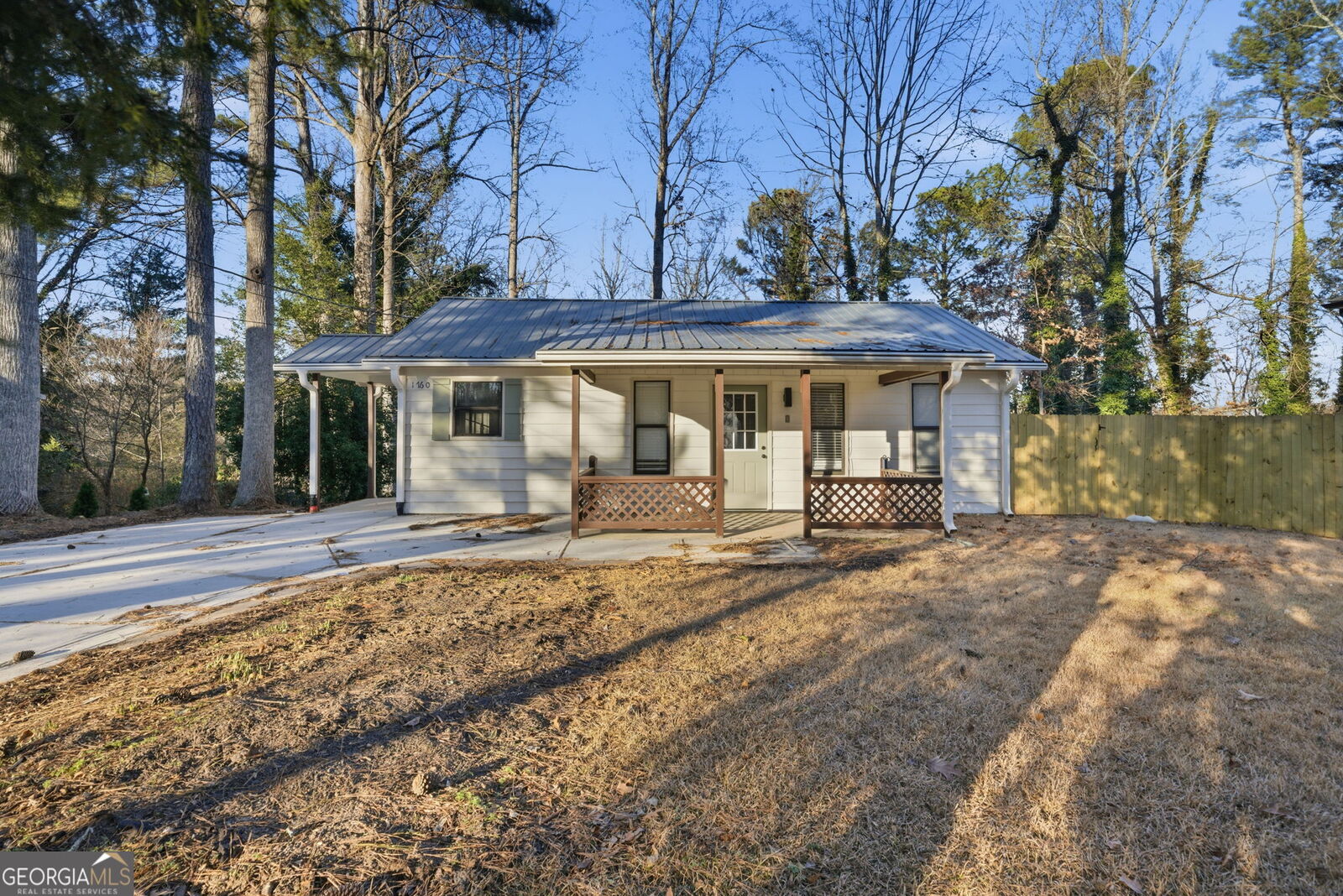 Property Photo: 1760 Woodland Trail GA 30041
