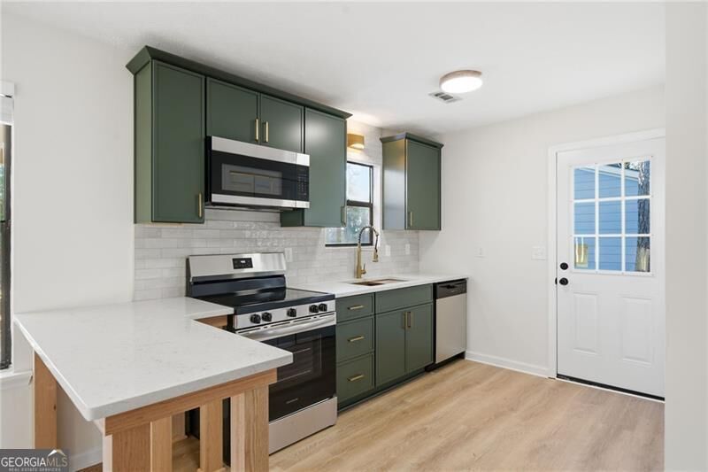 Property Photo:  1760 Woodland Trail  GA 30041 