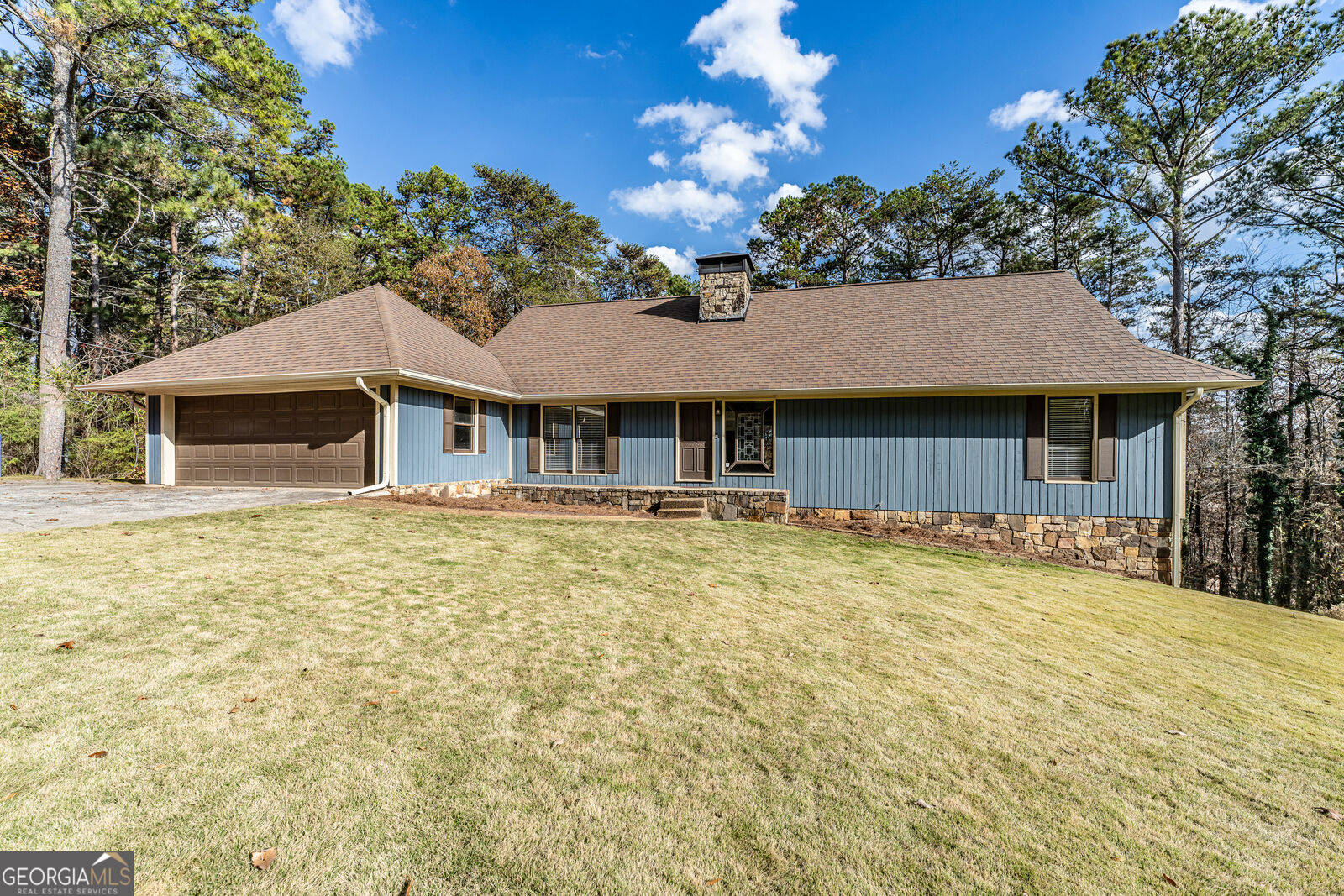 Property Photo:  27 Saddle Mountain Road SE  GA 30161 
