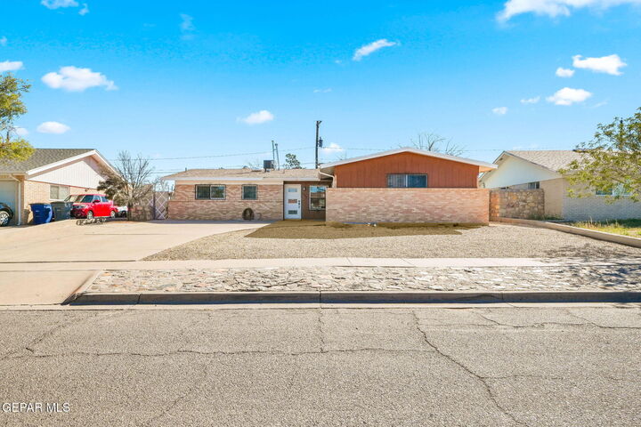 10208 Suez Drive  El Paso TX 79925 photo