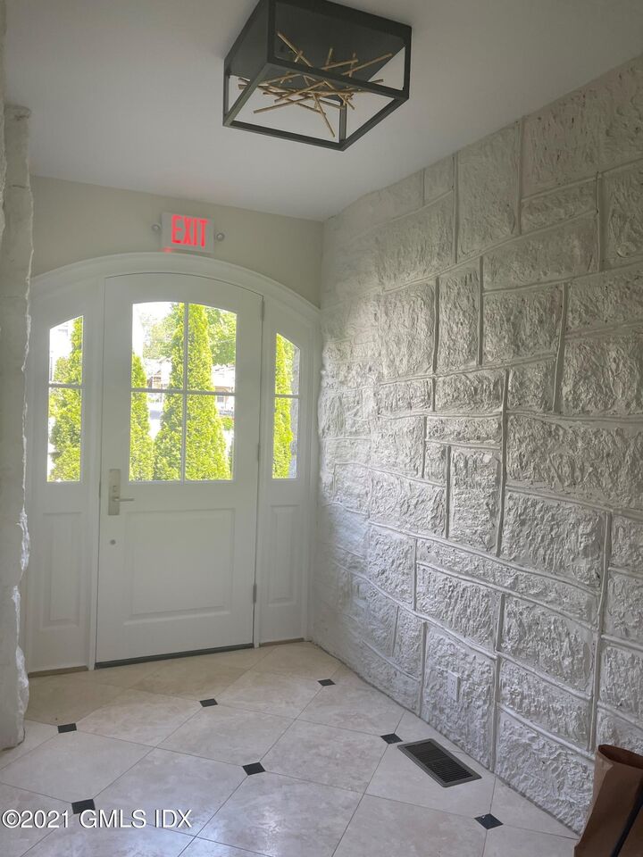 Property Photo:  67 Byram Terrace Drive 1  CT 06831 