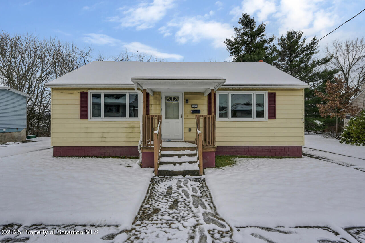Property Photo:  113 Taroli Street  PA 18518 