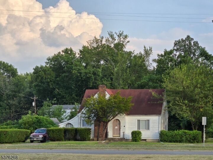 Property Photo:  584 US Highway 46  NJ 07004 