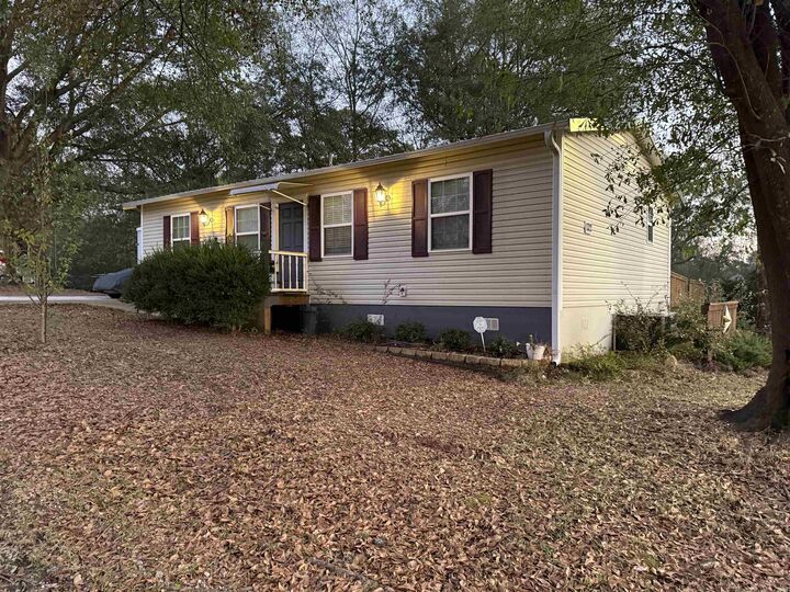 Property Photo: 1722 Lafamo Rd TX 75604