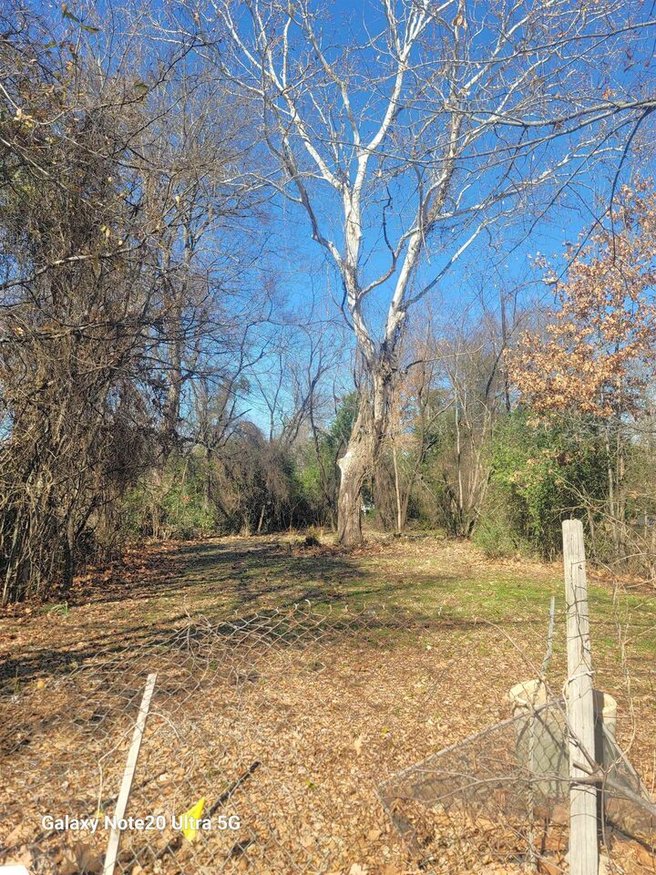 Property Photo:  209 & 218 Gates Ave  TX 75601 