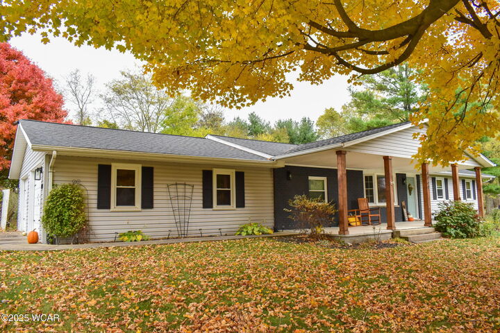 Property Photo:  1060 Heidi Rd Road  OH 43311 