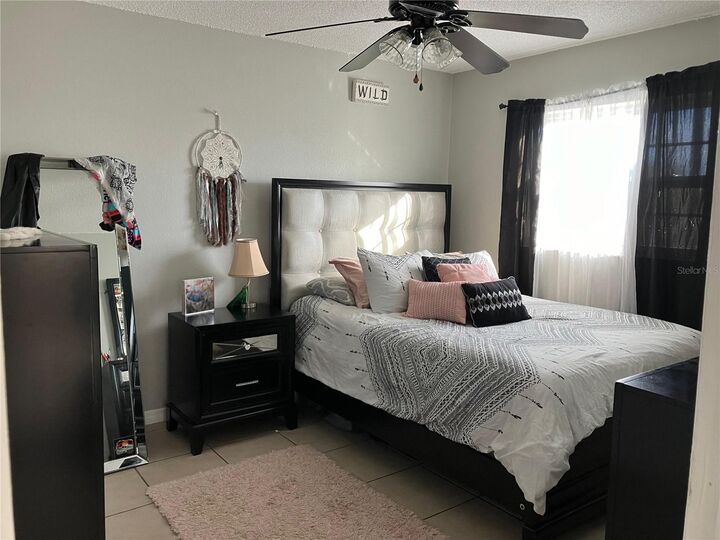 Property Photo: 726 Michigan Court 4 FL 34769