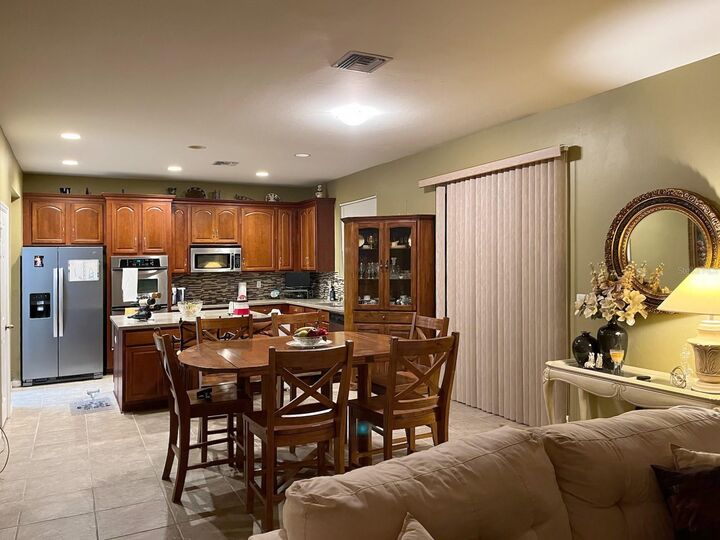 Property Photo:  10025 Winding River Rd  FL 33950 