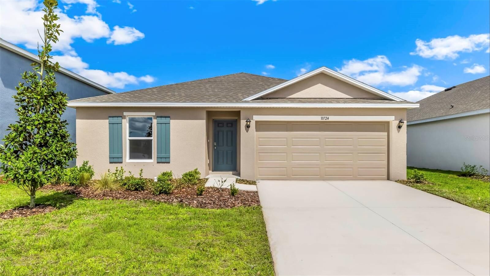 Property Photo:  11007 44th Avenue E  FL 34221 