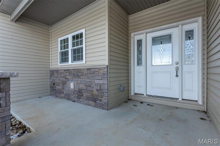 Property Photo:  9 Fairway Court  IL 62002 