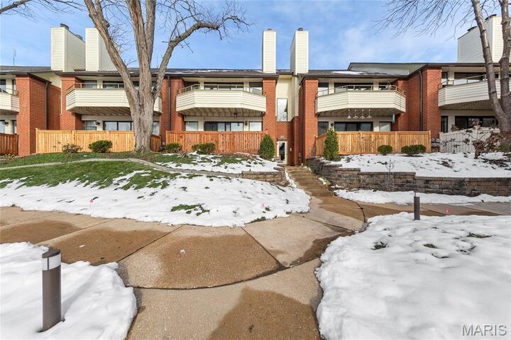 Property Photo:  5575 Waterman Boulevard B  MO 63112 