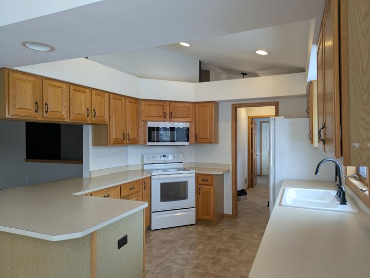 Property Photo:  W174n8125 Shady Ln  WI 53051 