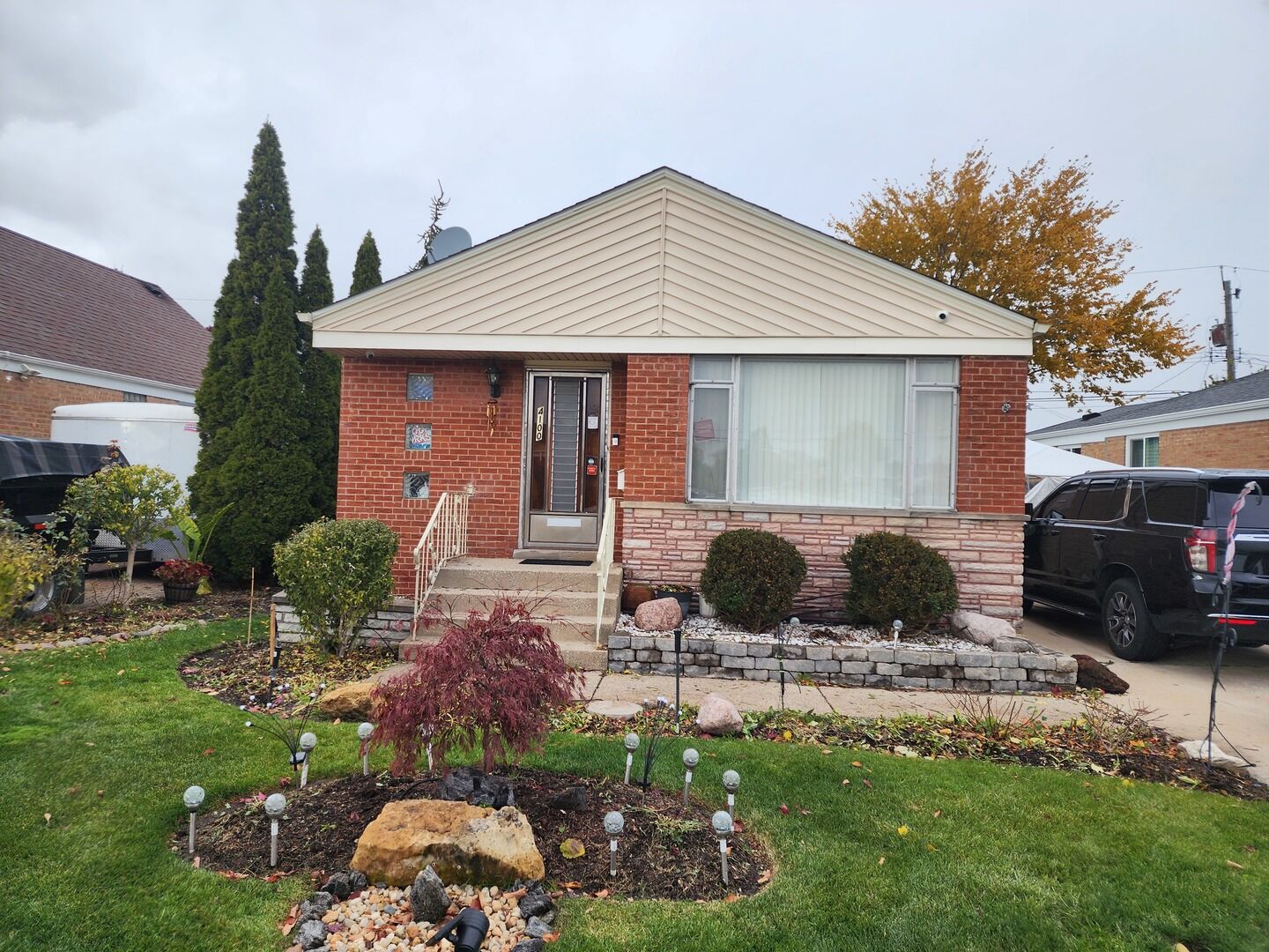 Property Photo: 4100 W 81st Place IL 60652