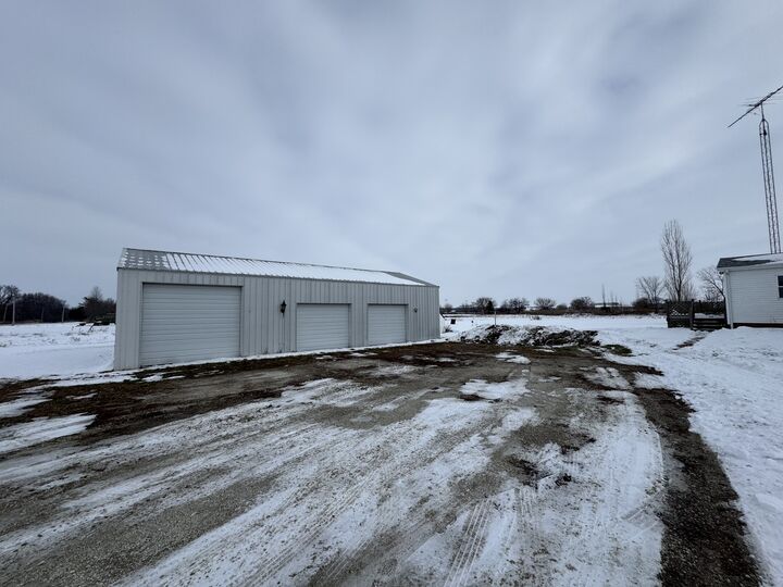 Property Photo: 3110 N Old US Hwy 45 Highway IL 60927