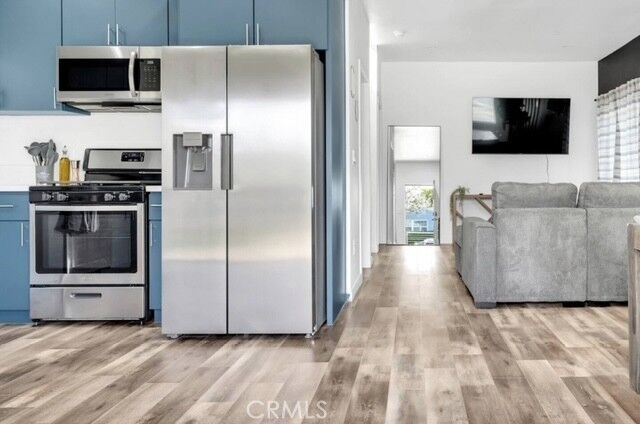 Property Photo:  219 S Greenwood  CA 90640 