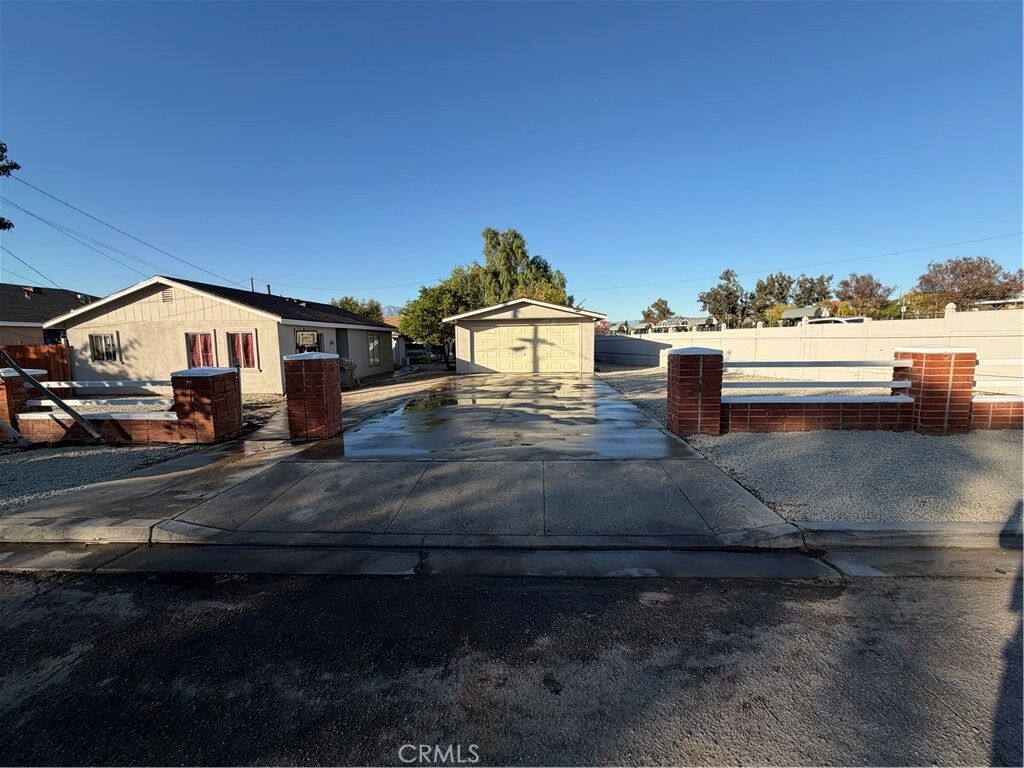Property Photo:  8865 Main  CA 92509 