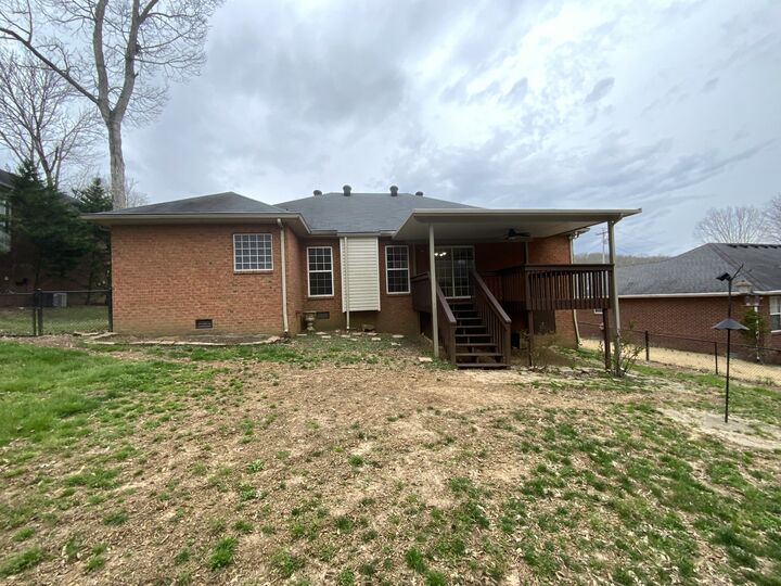 Property Photo: 521 Spring Hill Dr TN 37167